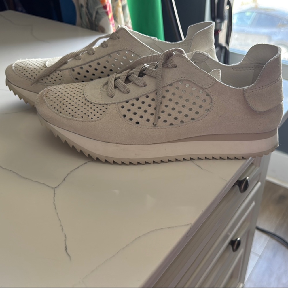 Pedro García Beige Suede Sneakers